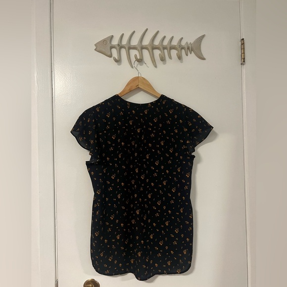 Navy Yellow Flower V-Neck Blouse - Picture 4 of 4